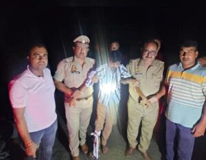 Investigation intensified : गौ-तस्करी के आरोपी मुफीद से पुलिस की मुठभेड़, पैर में गोली लगने के बाद गिरफ्तार, नेटवर्क की जांच तेज