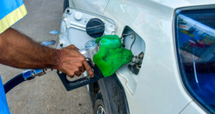 Cut in petrol prices : सरकार ने डीजल और ATF के निर्यात पर बढ़ाया विंडफॉल टैक्स, पेट्रोल पर की कटौती