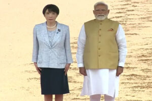 Formal greeting : पीएम मोदी से मिलीं जापानी समकक्ष साने ताकाइची, राष्ट्रपति भवन में किया गया औपचारिक स्वागत