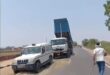 Driver absconding : जोधपुर में अवैध बजरी परिवहन रोकने गई पुलिस टीम से बचने को डंपर चालक फरार हुआ