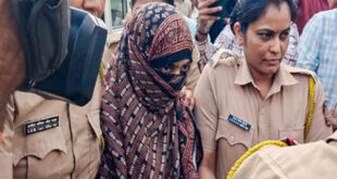 Reference : गर्भावस्था के आधार पर टीसीएस की पूर्व कर्मचारी निदा खान को जमानत, कोर्ट ने भगवान कृष्ण के जन्म का दिया संदर्भ