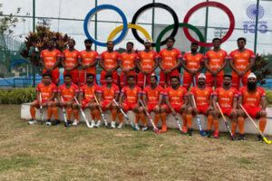 Players : 'यूनिफॉर्म और मैदान का रंग एक जैसा होने से खिलाड़ियों को हो रही थी दिक्कत', हॉकी इंडिया ने जर्सी बदलने पर दी सफाई
