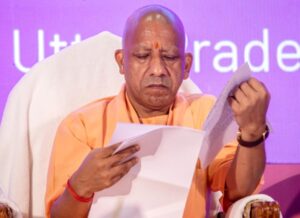 Omprakash Rajbhar : उत्तर प्रदेश : 182 पीसीएस अधिकारियों के तबादले, ध्रुव शुक्ला बने एसडीएम गाजीपुर