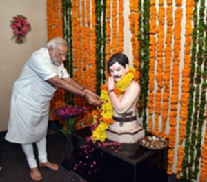 PM Modi : 'स्वतंत्रता संग्राम के इतिहास में चंद्रशेखर आजाद के साहस और देशभक्ति का गौरवपूर्ण स्थान', जयंती पर बोले पीएम मोदी