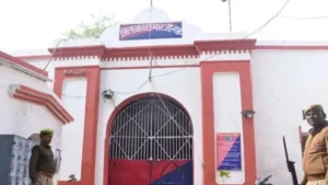 Health deteriorated : जौनपुर जिला कारागार में 85 वर्षीय कैदी की तबीयत बिगड़ी, अस्पताल पहुंचने पर उपचार से पहले हुई मौत