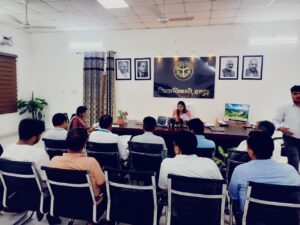 Instruction : पात्र लाभार्थियों को योजनाओं का शत-प्रतिशत लाभ दिलाने हेतु जिलाधिकारी कविता मीना ने अधिकारियों को दिए निर्देश