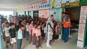 Messaging Campaign : बरसाती बीमारियों से बचाव हेतु विद्यालयों में होम्योपैथिक औषधि वितरण, बच्चों को स्वच्छता का दिया संदेश अभियान