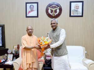 Development and Coordination: मुख्यमंत्री योगी आदित्यनाथ से हरिद्वार सांसद त्रिवेन्द्र सिंह रावत की शिष्टाचार भेंट, विकास और समन्वय पर चर्चा