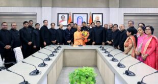 New Posting : प्रोन्नत आईएएस अधिकारियों ने मुख्यमंत्री योगी आदित्यनाथ से की मुलाकात, जल्द जारी होंगी नई तैनाती के आदेश
