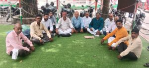 Submitted a memorandum : अंबेडकरनगर शिक्षणेत्तर कर्मचारियों ने कैशलेस चिकित्सा सहित लंबित मांगों को लेकर मुख्यमंत्री के नाम सौंपा ज्ञापन आज