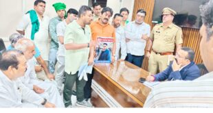 Assurance : ब्राह्मण-यादव महासभा प्रतिनिधिमंडल से मिले एसपी हापुड़, निष्पक्ष कार्रवाई का दिया आश्वासन