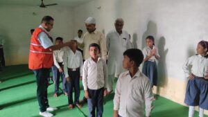 Campaign : दिव्यांग बच्चों को होम्योपैथिक औषधि और बिस्कुट वितरित, बरसाती बीमारियों से बचाव के लिए चलाया गया विशेष अभियान