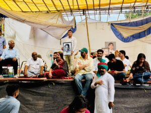 Appointment : जंतर-मंतर पर चल रहे CJP आंदोलन को चरथावल विधायक पंकज मलिक का समर्थन, प्रदर्शनकारियों से की मुलाकात