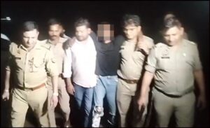 Arrested with a country-made pistol : पुलिस मुठभेड़ में शातिर चोर घायल, चोरी की बाइक और तमंचे के साथ गिरफ्तार