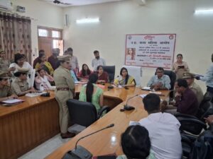 Instructions for action : हापुड़ में राज्य महिला आयोग की जनसुनवाई, 15 महिलाओं की शिकायतों पर त्वरित कार्रवाई के निर्देश