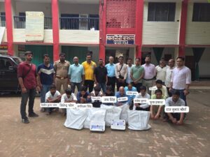Gang busted : UP STF की बड़ी कार्रवाई, ITI परीक्षा में सॉल्वर गैंग का भंडाफोड़, प्रिंसिपल समेत 10 गिरफ्तार