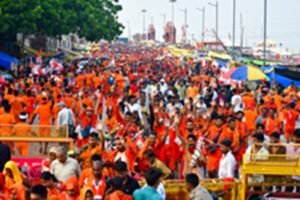 Social Unity : कांवड़ सिर्फ आस्था नहीं, सामाजिक एकता और सेवा का महापर्व, इसे सामाजिक उत्सव बनाएं : योगी ?
