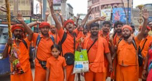 Public uprising : सावन के तीसरे सोमवार और नाग पंचमी का दुर्लभ संयोग: काशी, प्रयागराज और अयोध्या में उमड़ा आस्था का जनसैलाब ?