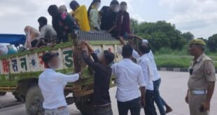 Inspection drive : मालवाहक वाहनों में सवारी ढोने पर यातायात पुलिस का कड़ा शिकंजा, सघन चेकिंग अभियान चलाकर की कार्रवाई ?