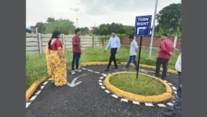 DM gets tough : तय शुल्क से अधिक वसूली की शिकायत पर डीएम सख्त, जांच के दिए निर्देश ?