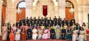 IPS officer : देश के दो अनोखे ऑफिसर गांव, जहां हर घर का सपना बनता है आईएएस-आईपीएस अधिकारी बनना