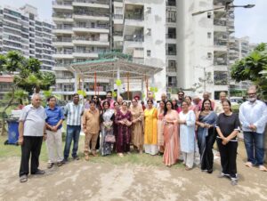 The radiance of happiness : GH-7 सोसायटी में वरिष्ठ नागरिकों को मिली नई सौगात, अत्याधुनिक गज़ेबो के उद्घाटन से बढ़ी खुशियों की रौनक