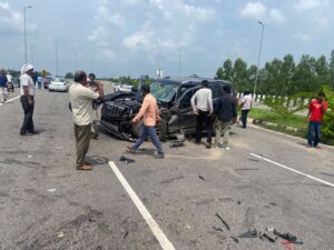 Horrific accident : कोटद्वार-नजीबाबाद राष्ट्रीय राजमार्ग पर भीषण हादसा, ट्रक-स्कॉर्पियो टक्कर में चार यात्री गंभीर रूप से घायल ?