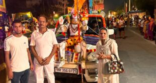 Service to devotees : श्रावण कांवड़ मार्ग पर सपा कार्यकर्ता रूही अंजुम ने विशाल सेवा शिविर लगाकर श्रद्धालुओं की सेवा की ?