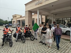 Green flag today : कांवड़ यात्रा में त्वरित स्वास्थ्य सेवाओं के लिए बाइक एंबुलेंस रवाना, डीएम कविता मीना ने दिखाई हरी झंडी आज ?