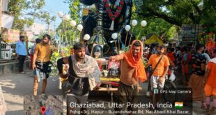 Chants of 'Bholenath' : हापुड़ में उमड़ा कांवड़ियों का सैलाब, मनसा देवी मंदिर मार्ग पर गूंजे भोलेनाथ के जयकारे ?