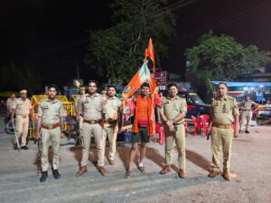 Security of Kanwariyas : बागपत में रात के सन्नाटे में भी कांवड़ियों की सुरक्षा को पुलिस पूरी मुस्तैदी से तैनात रही ?
