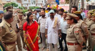 Arrangements : जिलाधिकारी और पुलिस अधीक्षक ने शिव मंदिरों में कांवड़ियों के जलाभिषेक की तैयारियां परखी, व्यवस्थाओं के दिए निर्देश ?