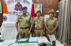 Head Constables : जौनपुर पुलिस की दो महिला मुख्य आरक्षियों ने खेल प्रतियोगिताओं में 16 पदक जीतकर बढ़ाया जिले का गौरव