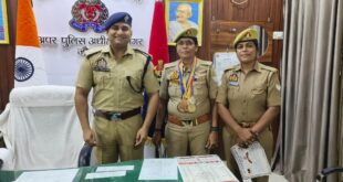 Head Constables : जौनपुर पुलिस की दो महिला मुख्य आरक्षियों ने खेल प्रतियोगिताओं में 16 पदक जीतकर बढ़ाया जिले का गौरव