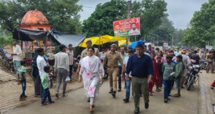 Review of arrangements : शिवरात्रि पर हापुड़ के प्रमुख शिव मंदिरों में कांवड़ियों ने किया जलाभिषेक, डीएम ने लिया सुरक्षा व्यवस्थाओं जायजा ?