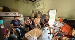 DFO Hospital : हापुड़ में तेंदुआ हमले की सूचना पर डीएफओ अस्पताल पहुंचे, गांवों में ग्रामीणों को किया जागरूक