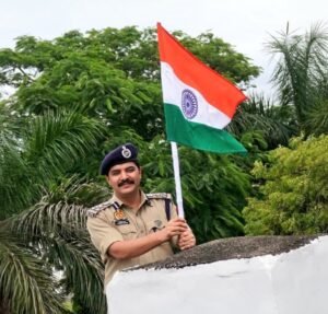 Security arrangements strengthened : स्वतंत्रता दिवस पर मेरठ रेंज में 4000 पुलिसकर्मियों के साथ 24 जोन 81 सेक्टर में सुरक्षा व्यवस्था मजबूत ?