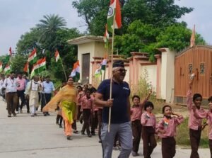 The entire village resounded : हर घर तिरंगा अभियान के तहत ग्राम वझीलपुर में निकली भव्य तिरंगा यात्रा, देशभक्ति नारों से गूंजा पूरा गांव ?
