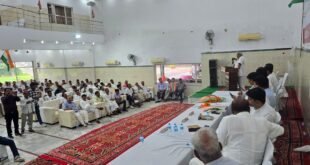 Feedback : हापुड़ में कांग्रेस के ‘संगठन सृजन अभियान’ की समीक्षा बैठक, AICC ऑब्जर्वर चेतन चौहान ने कार्यकर्ताओं से लिया संगठन का फीडबैक ?
