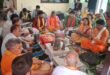 Grand Community Feast :  हर महादेव के जयघोष से गूंजा भाजपा कार्यालय, रुद्राभिषेक के साथ हुआ विशाल भंडारा ?