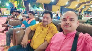 Devotees sway in ecstasy : शिवलोक परिसर में गूंजा हर-हर महादेव, कमल नयन पाण्डेय की भक्तिमय प्रस्तुति से झूमे श्रद्धालु ?