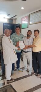 Non-teaching staff : कैशलेस सुविधा की मांग को लेकर शिक्षणेत्तर कर्मचारियों ने सौंपा मुख्यमंत्री के नाम ज्ञापन ?