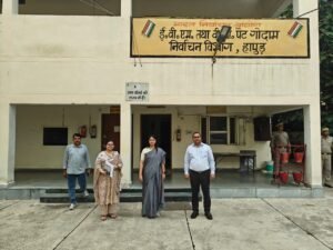 Issued instructions : जिलाधिकारी कविता मीना ने निर्वाचन कार्यालय का मासिक निरीक्षण कर मतदाता सूची कार्य में तेजी के निर्देश दिए ?