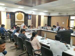 Officials : जिलाधिकारी ने पर्यावरण संरक्षण, पौधरोपण और गंगा स्वच्छता कार्यों में तेजी लाने के अधिकारियों को दिए निर्देश ?