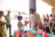 Bright future : रक्षाबंधन पर जिलाधिकारी ने बाल गृह की बालिकाओं से बंधवाई राखी, उपहार देकर उज्ज्वल भविष्य का दिया भरोसा ?
