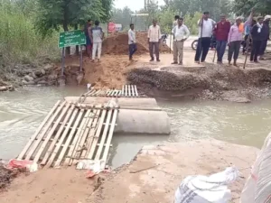Flood-affected : जिलाधिकारी जसजीत कौर ने बाढ़ प्रभावित चांदपुर हस्तिनापुर मार्ग का निरीक्षण कर जल निकासी के दिए निर्देश ?
