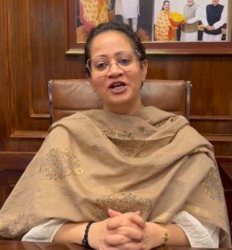 Aarti Singh Rao : सरकारी अस्पताल में जाकर अपनी नियमित कान व सुनने की जांच करवाएं : आरती सिंह राव ?