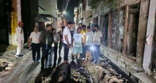 Warning of action : डीएम ने देर रात जौनपुर के प्रमुख मार्गों का किया निरीक्षण, लापरवाही पर कार्रवाई की चेतावनी ?