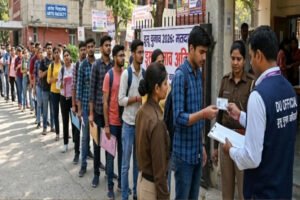 Clean sweep : डूसू चुनाव 2026: पुलिस की कड़ी सुरक्षा के बीच मतदान जारी, आर्यन मान बोले- 'ABVP करेगी क्लीन स्वीप'