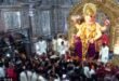 An outpouring of faith  : गणेशोत्सव की धूम : मुंबई में लालबागचा राजा के दरबार में उमड़ा आस्था का सैलाब ?